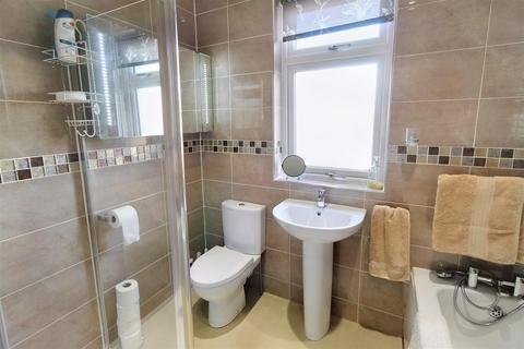 2 bedroom semi-detached bungalow for sale - Kaye Lane, Almondbury, Huddersfield, HD5 8XP