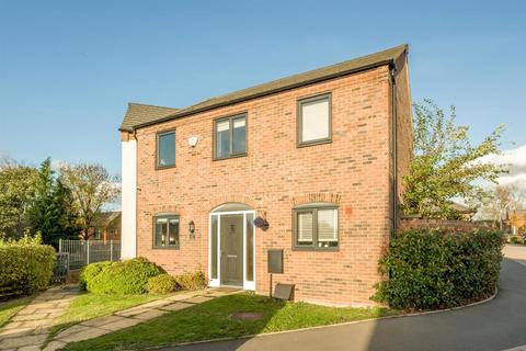 21 Argyle Close, Stourbridge, DY8 4XT