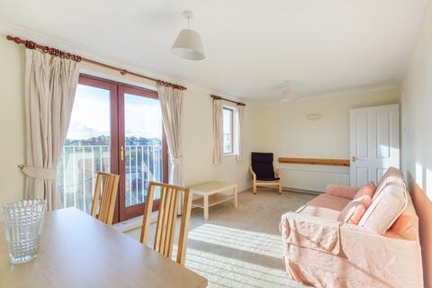 2 bedroom flat for sale, Freelands Road, Cobham, KT11