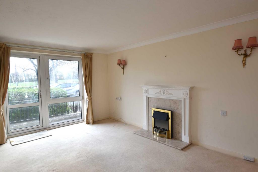 Worcester Road, Malvern 2 bed apartment for sale £85,000