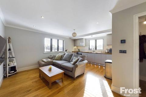 1 bedroom apartment for sale, Chambers Court, 48 Park Road, Ashford, Surrey, TW15