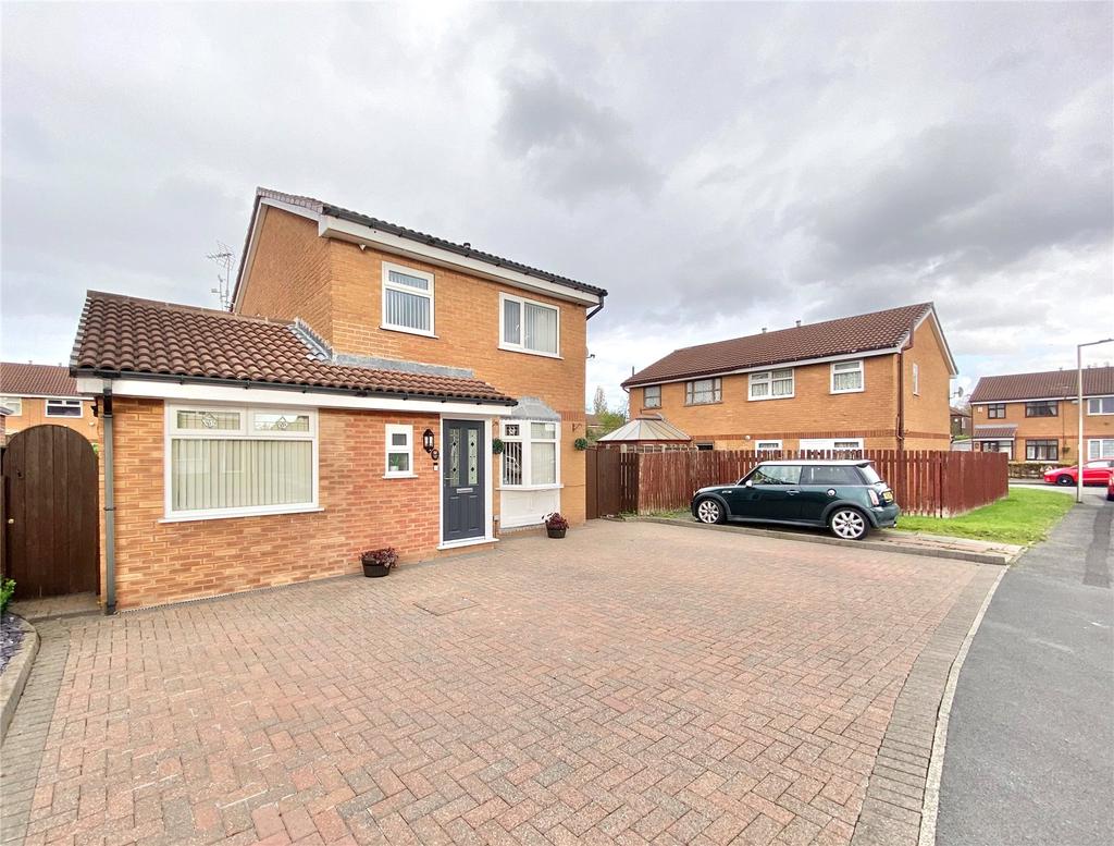 Maypool Drive, South Reddish, Stockport, SK5 3 bed detached house for