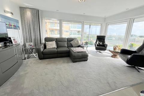 3 bedroom flat for sale - Portman Estate
