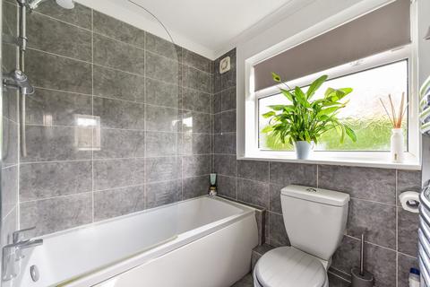 15 Ascot Close, Alton, GU34 2TE