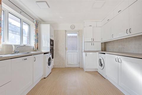 27 Crescent Road, North Baddesley, Southampton, SO52 9HU