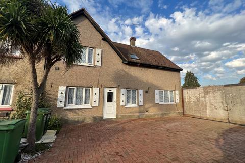 12 Stanwell Close, Stanwell, Staines, TW19 7LL