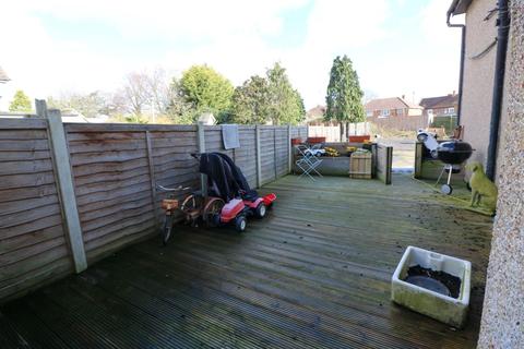 12 Stanwell Close, Stanwell, Staines, TW19 7LL