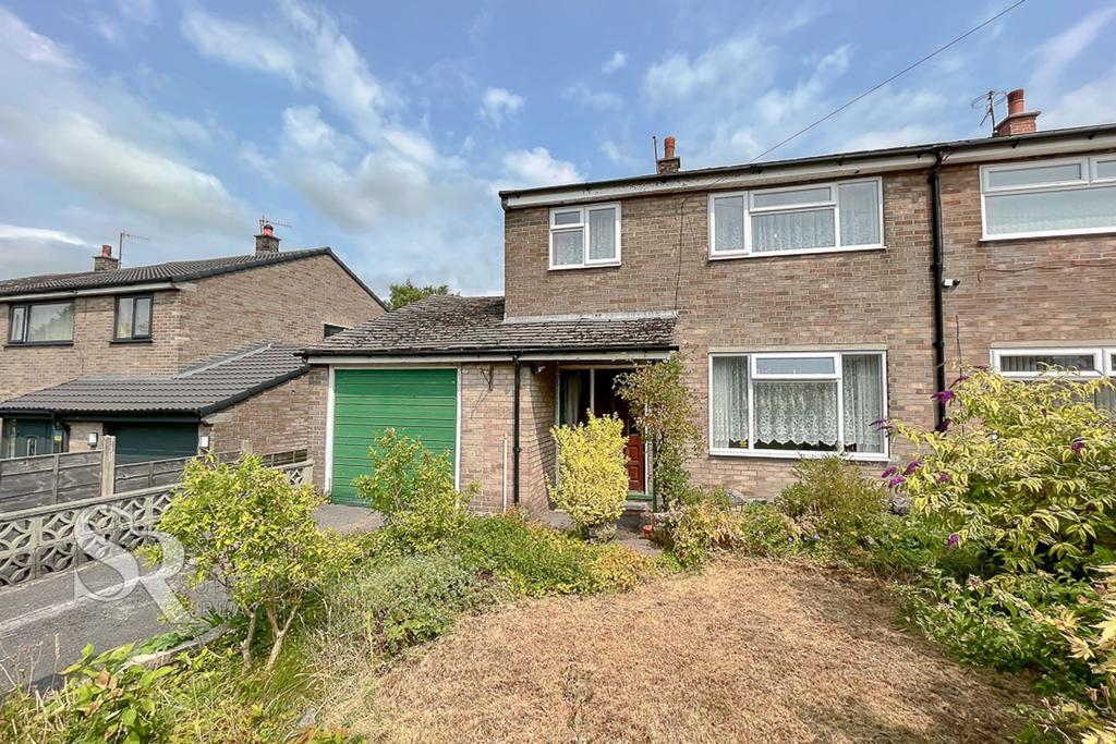 High Hill Road, New Mills, SK22 3 bed semidetached house for sale £