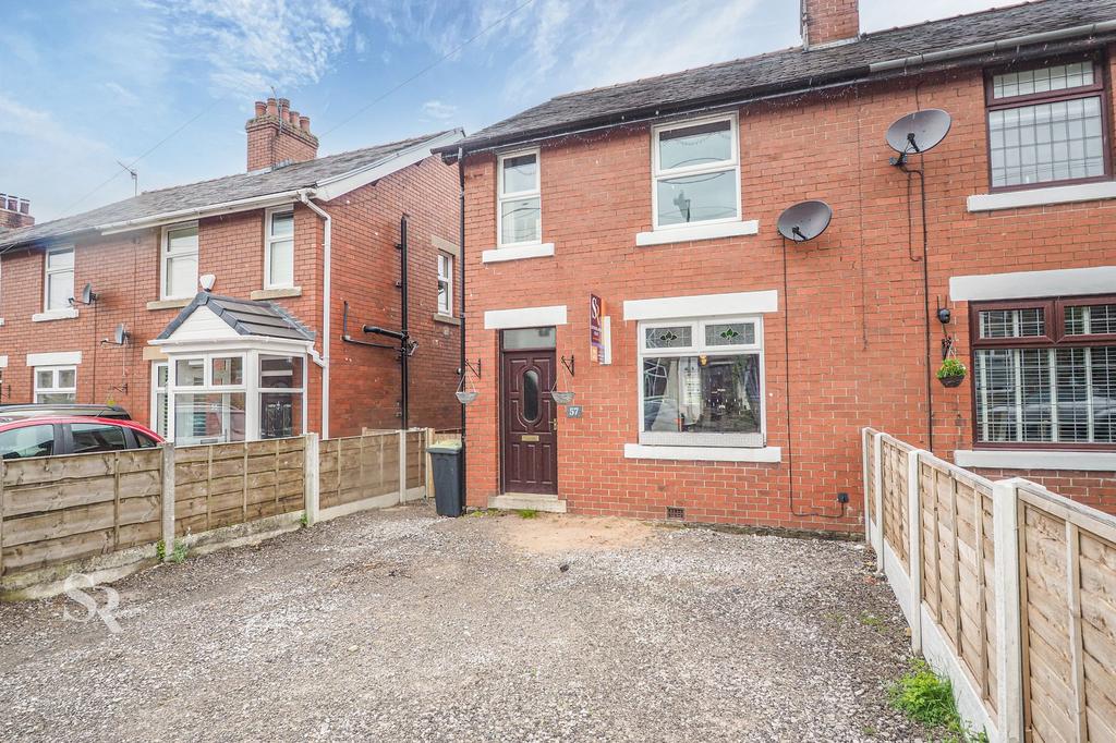 Hayfield Road, New Mills, SK22 2 bed semidetached house for sale £