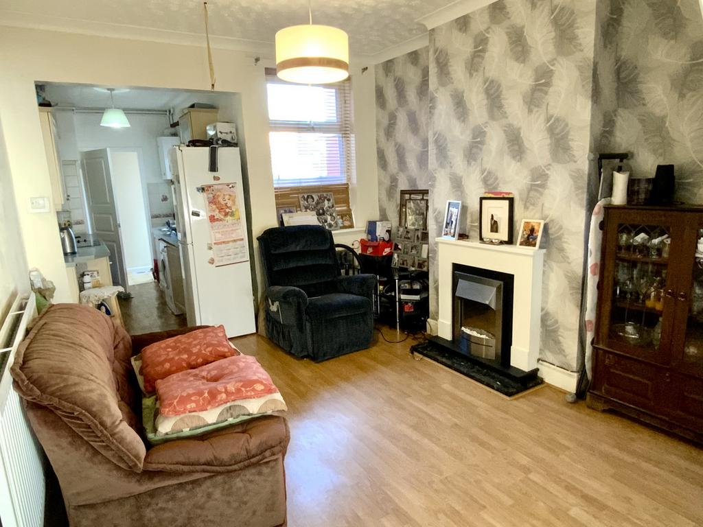 Sherrard Road, Leicester, LE5 3 bed terraced house for sale £220,000