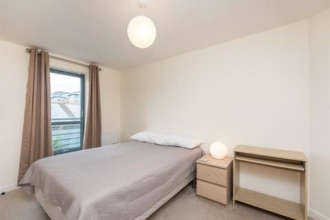 undefined, Papermill Wynd, Edinburgh, EH7