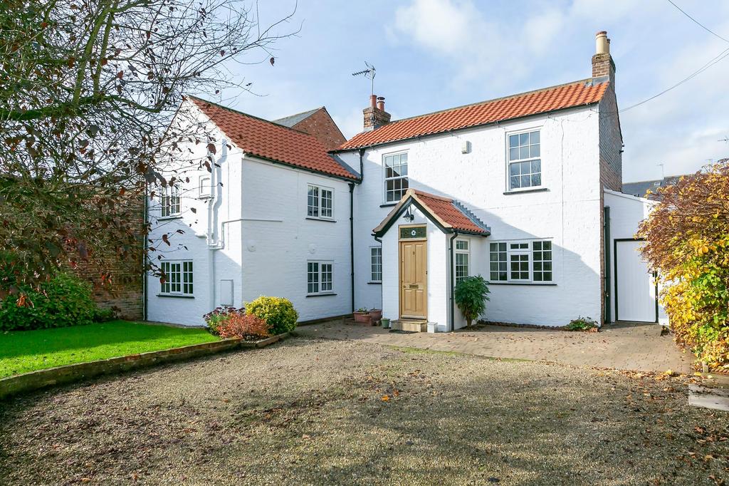 Chapmangate, Pocklington, York, YO42 2AY 3 bed detached house for sale