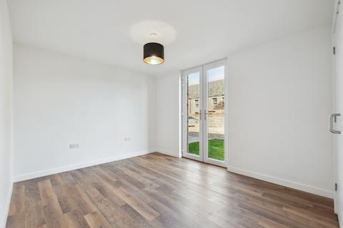 74 Kestrel Way, Perth, PH1 5FT