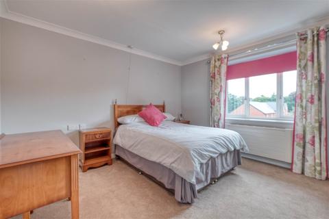 1 bedroom flat for sale - Burcot Lane,Bromsgrove,B60 1AD