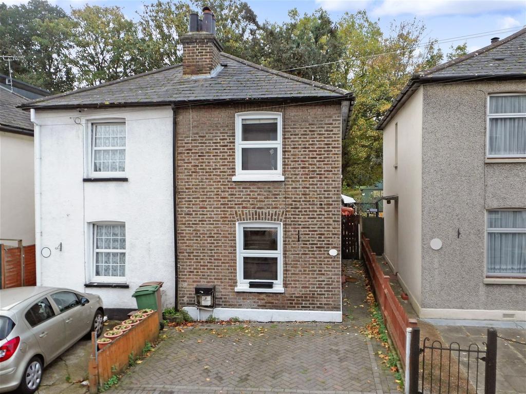 Upper Road, Wallington, Surrey 3 bed semidetached house for sale £