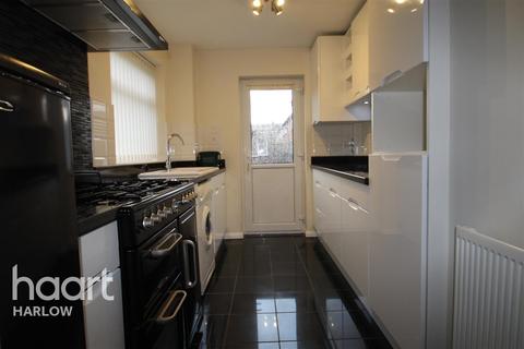 3 bedroom detached house to rent - Carters Mead, Harlow