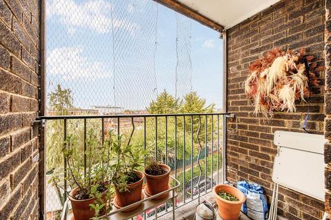 39 Fairlea Place, London, W5 1SP