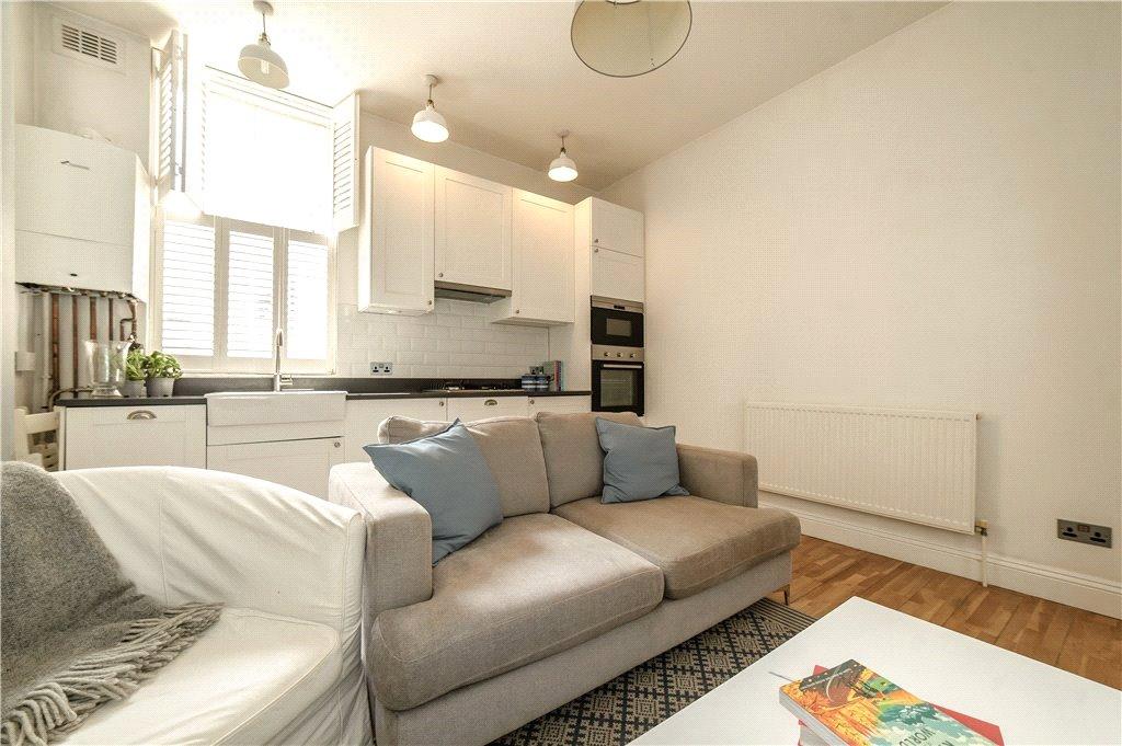 Kitchen/Living Room
