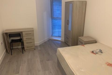 2 bedroom apartment to rent, The Balbirs, Portswood Road