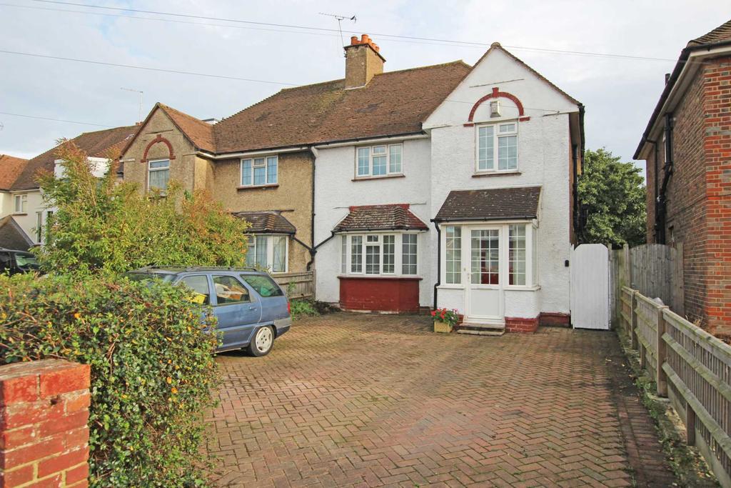 St Anthonys Avenue, Eastbourne, BN23 6LP 3 bed semidetached house £375,000