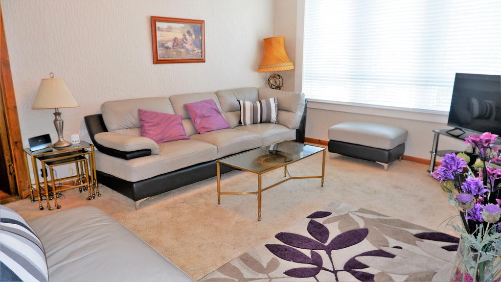 Craig Road, Neilston G78 2 bed ground floor flat £74,950