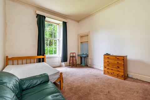 4 bedroom flat for sale - 11 Bernard Terrace, Newington, EH8 9NN