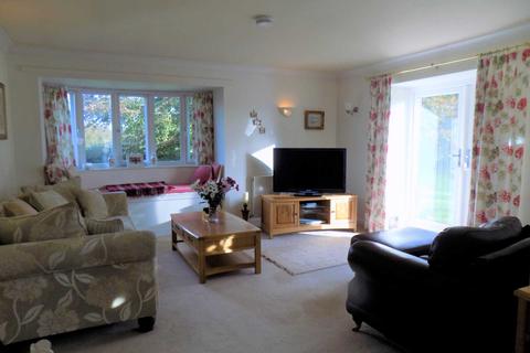 3 bedroom bungalow for sale - Pen-y-Ball, Brynford, Holywell, CH8 8LD.
