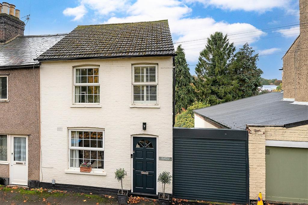Ellesmere Road, Berkhamsted HP4 3 bed end of terrace house £875,000