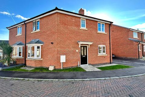 3 bedroom semi-detached house for sale, Border Close, Glenfield