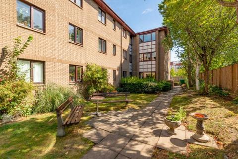 24/8 Allanfield, Edinburgh, EH7 5YQ