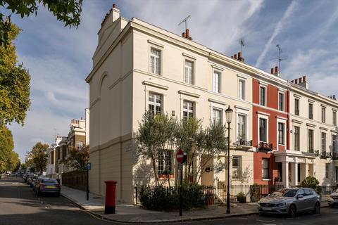 3 bedroom end of terrace house for sale - Clarendon Road, London, W11