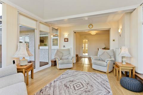 6 Alexander Place, Irvine, KA12 0UR