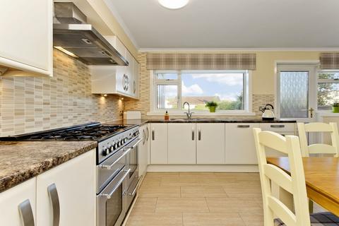 6 Alexander Place, Irvine, KA12 0UR
