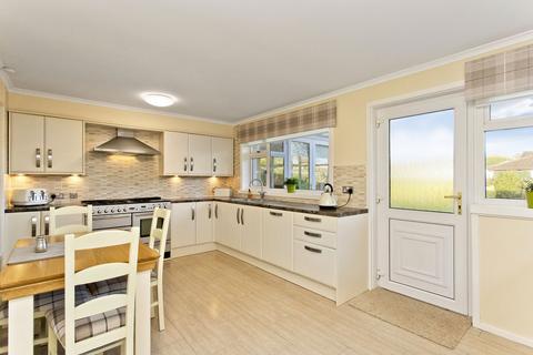 6 Alexander Place, Irvine, KA12 0UR