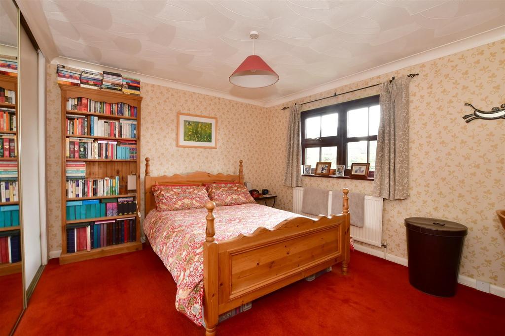 The Twitten, Albourne, Hassocks, West Sussex 3 bed link detached house