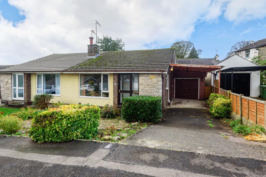 2 Enyeat Road, Endmoor, LA8 0HD 2 bed semi-detached bungalow - £200,000