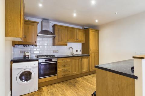 2 bedroom end of terrace house to rent, South Terrace, Bowness, Cumbria. LA23 3BH