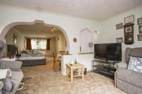 56 Fermor Way, Crowborough, TN6 3BJ