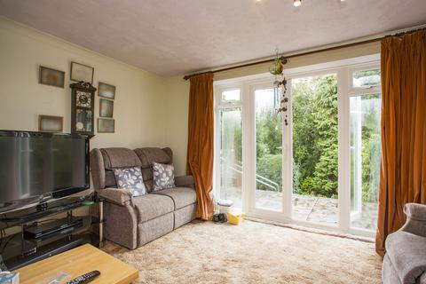 56 Fermor Way, Crowborough, TN6 3BJ