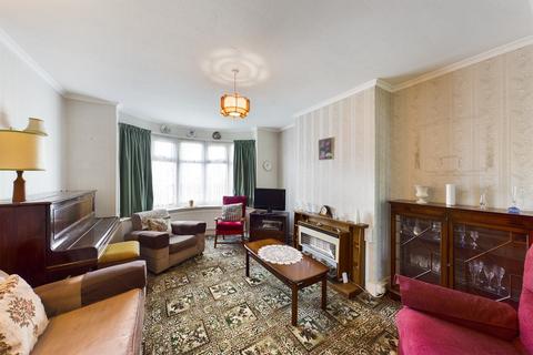 155 Dolphins Road, Folkestone, CT19 5QA