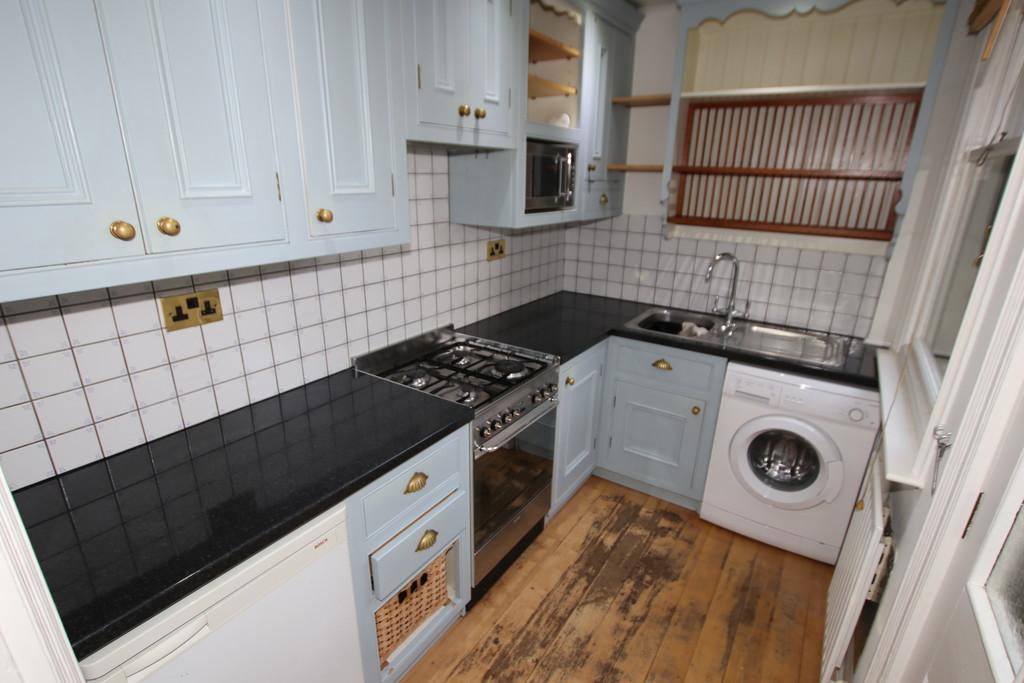 House in Sheffield, Hangingwater, Ranmoor - View 3