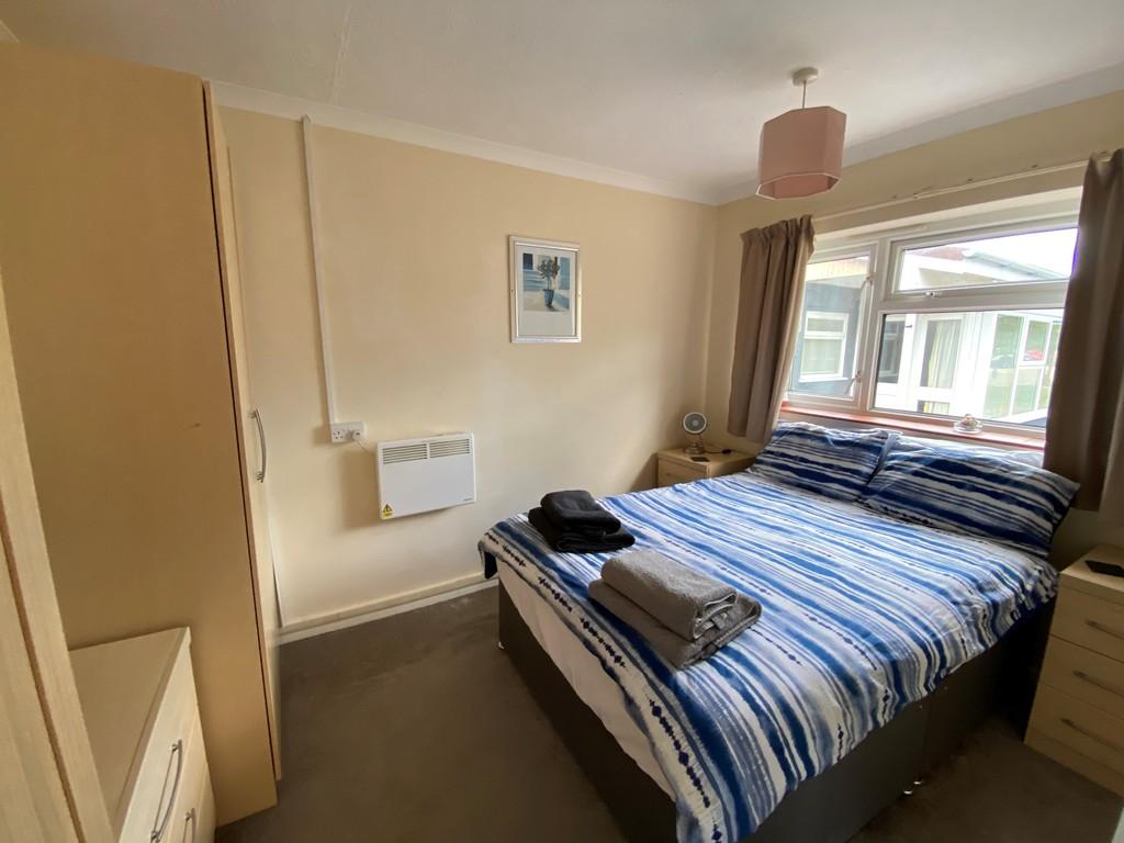 Marsh Road, Broadlands Holiday Park & Marina, Lowestoft 1 bed semi