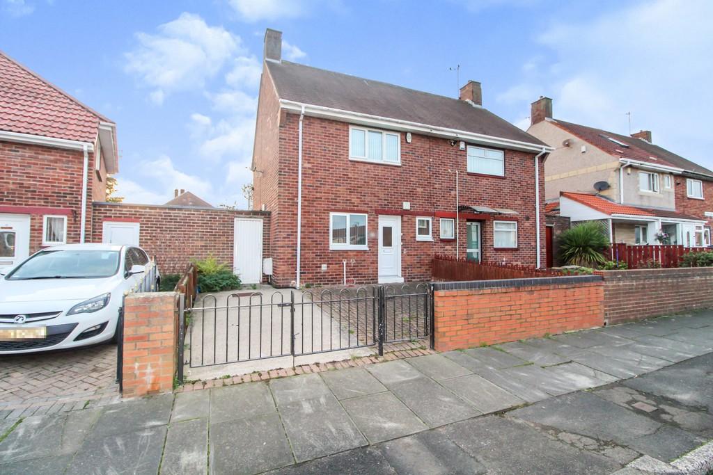 Cowpen Hall Road, Blyth 2 bed semidetached house £550 pcm (£127 pw)