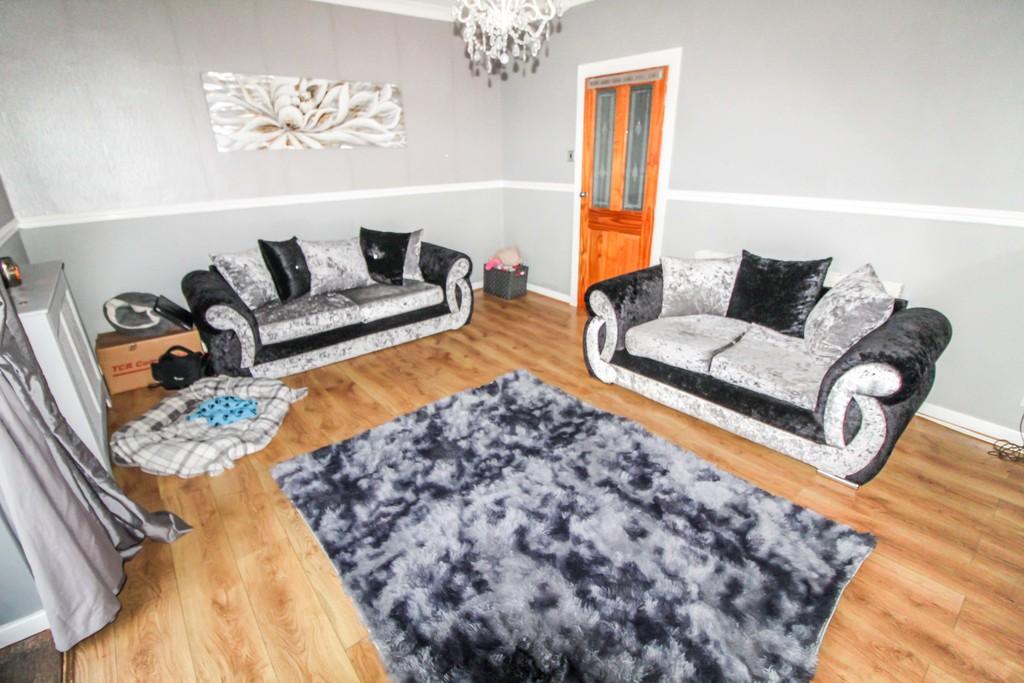 Cowpen Hall Road, Blyth 2 bed semidetached house £550 pcm (£127 pw)