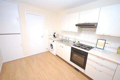 2 bedroom flat to rent, Great Northern Road, City Centre, Aberdeen, AB24