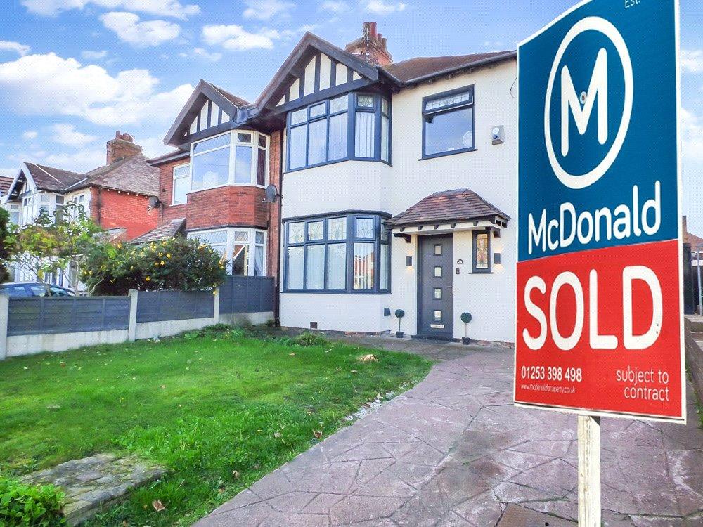 Links Road, Blackpool, Lancashire 3 bed semidetached house £204,950