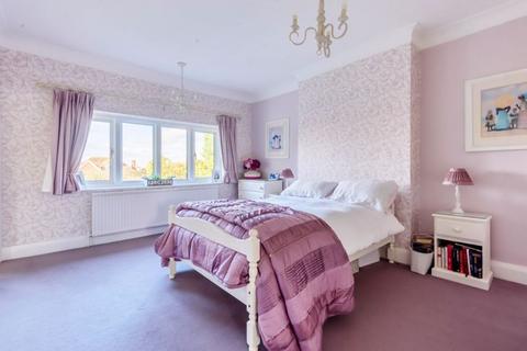 26 Highfield Road, Purley, CR8 2JG