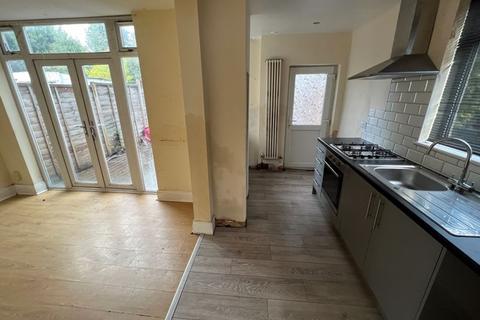 19 Aldersley Road, Wolverhampton, WV6 9LT