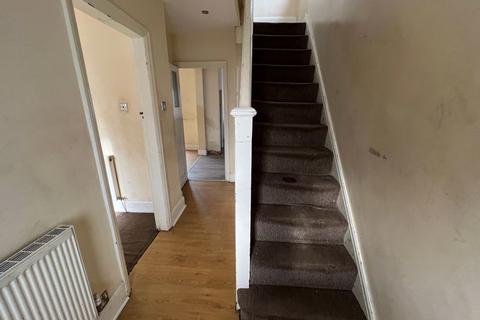 19 Aldersley Road, Wolverhampton, WV6 9LT