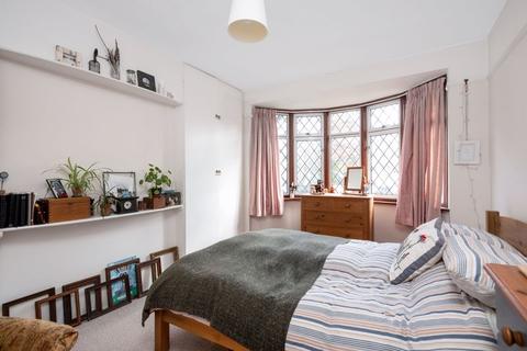 3 bedroom semi-detached house for sale - Court Road, Orpington, BR6 0PY